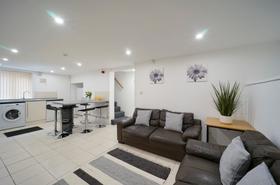 6 bedroom student house in Woodhouse, Leeds