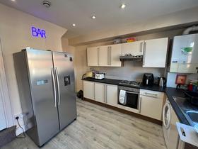 6 bedroom student house in Headingley, Leeds
