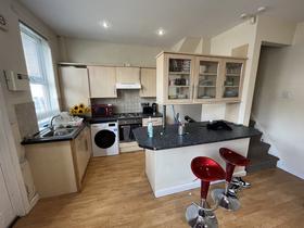 3 bedroom student house in Burley, Leeds