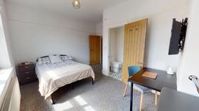 6 bedroom student house in Fishponds, Bristol