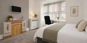 5 bedroom student house in Hyde Park, Leeds