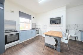 7 bedroom student house in Headingley, Leeds
