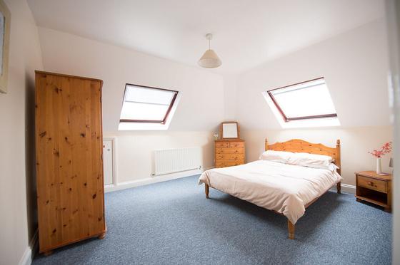 3 bedroom student house in Winton, Bournemouth