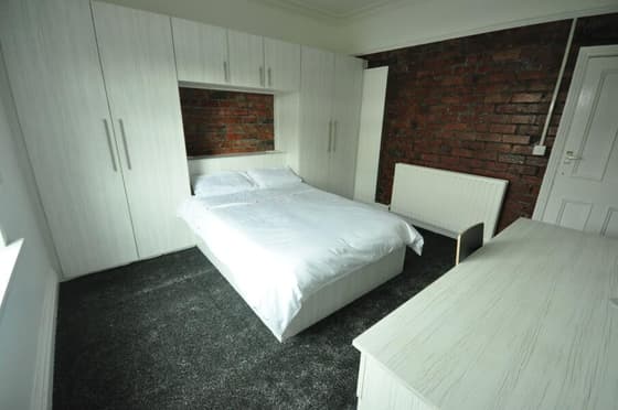 1 bedroom student apartment in City Centre, Leeds