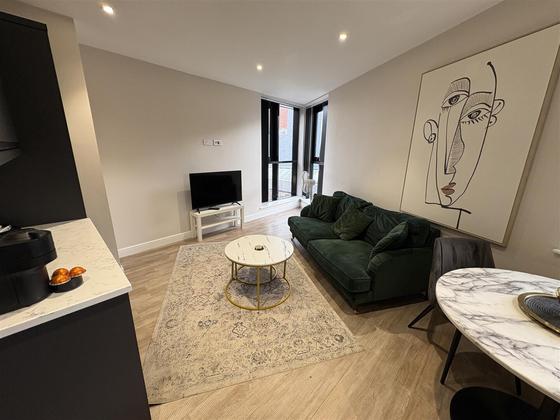 1 bedroom student apartment in City Centre, Leeds