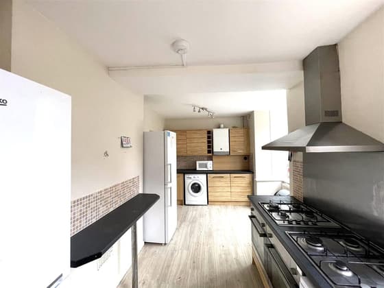 6 bedroom student house in Crookes, Sheffield