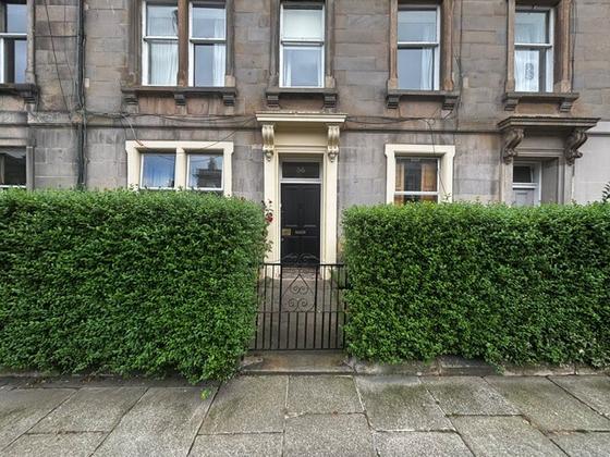 5 bedroom student apartment in New Town, Edinburgh