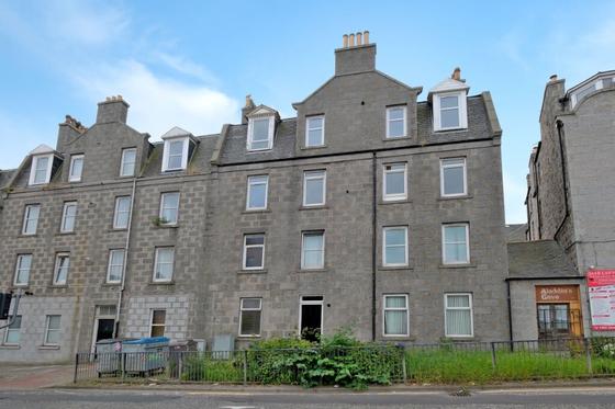 1 bedroom student apartment in Rosemount, Aberdeen