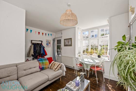 3 bedroom student apartment in Round Hill, Brighton