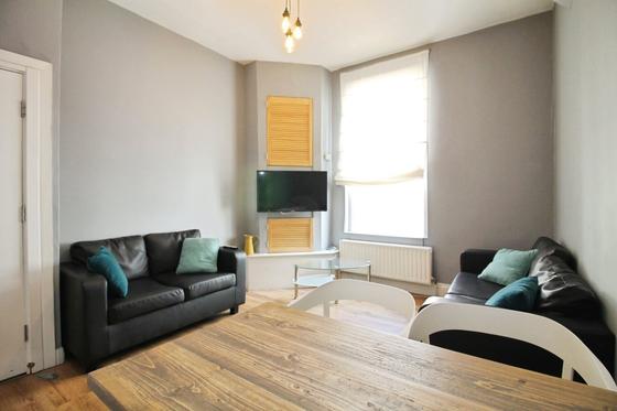 3 bedroom student house in City Centre, Leeds