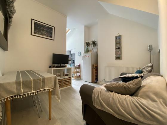2 bedroom student apartment in Roath, Cardiff