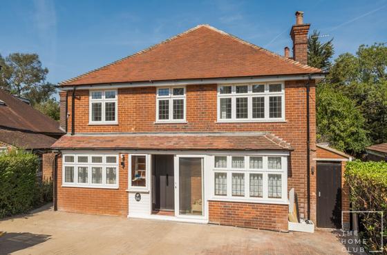 8 bedroom student house in Guildford, Surrey