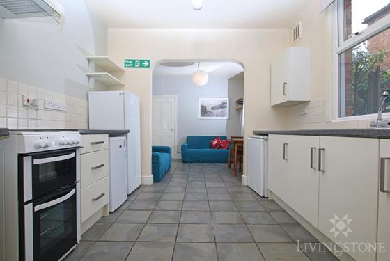 4 bedroom student house in Clarendon Park, Leicester