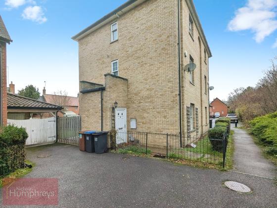 4 bedroom student house in Hatfield, Hertfordshire