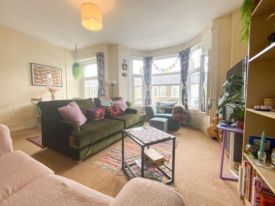 2 bedroom student apartment in Canton, Cardiff