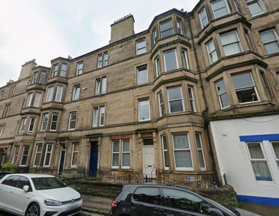 3 bedroom student apartment in Polwarth, Edinburgh