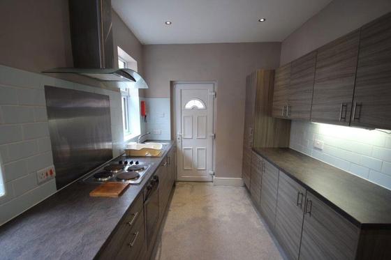 4 bedroom student house in Westcotes, Leicester
