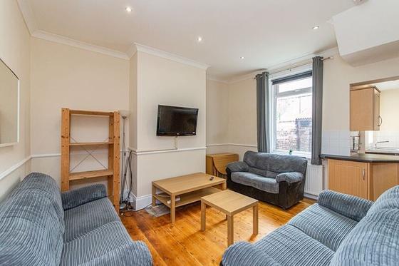 5 bedroom student house in Heaton, Newcastle