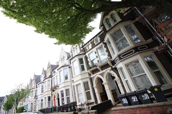 1 bedroom student apartment in Roath, Cardiff