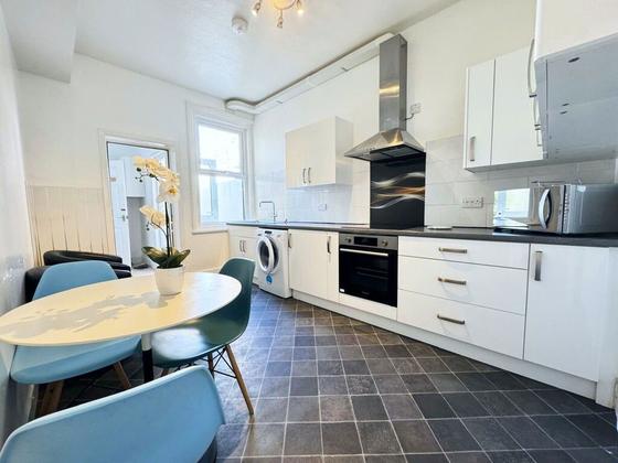 5 bedroom student house in Southsea, Portsmouth