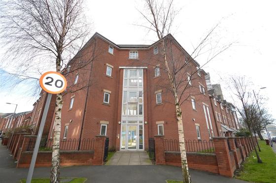 2 bedroom student apartment in Hulme, Manchester