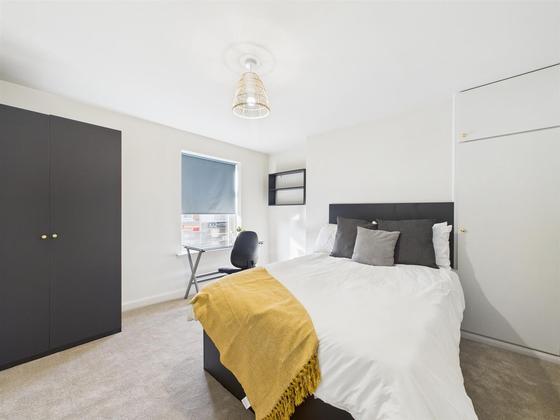 1 bedroom student apartment in Golden Triangle, Loughborough