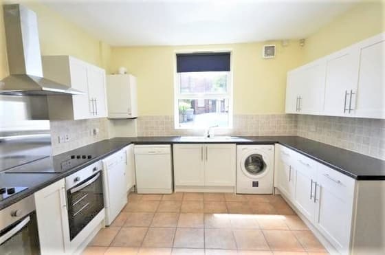 8 bedroom student house in Ecclesall, Sheffield