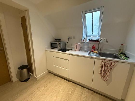 2 bedroom student apartment in Newcastle-under-Lyme, Keele
