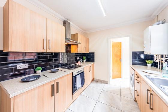 4 bedroom student house in Aylestone, Leicester