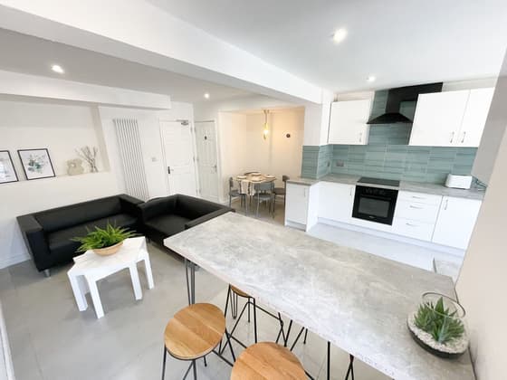 4 bedroom student house in City Centre, Coventry