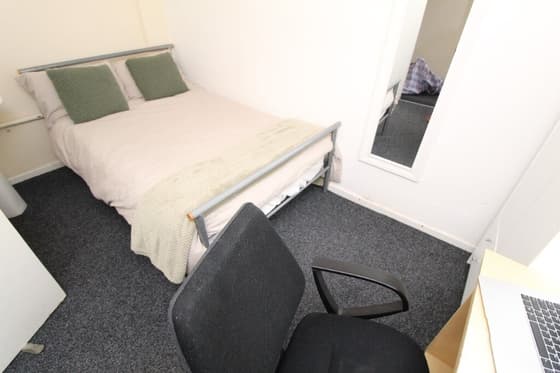 4 bedroom student apartment in Dunkirk, Nottingham