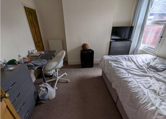 4 bedroom student house in Newtown, Reading