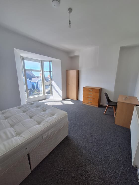 5 bedroom student house in Townhill, Swansea