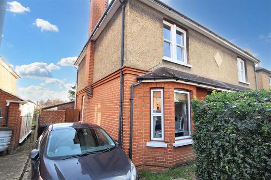 3 bedroom student house in Guildford, Surrey