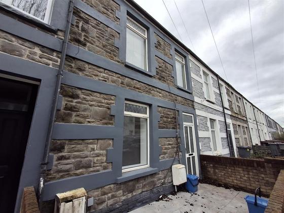 2 bedroom student apartment in Roath, Cardiff