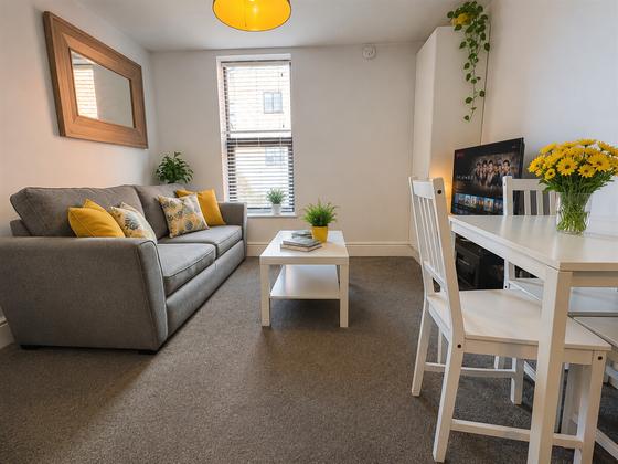 3 bedroom student apartment in West Bridgford, Nottingham