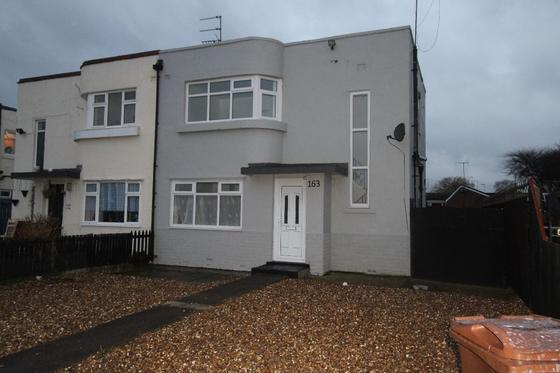 3 bedroom student house in Newland, Hull