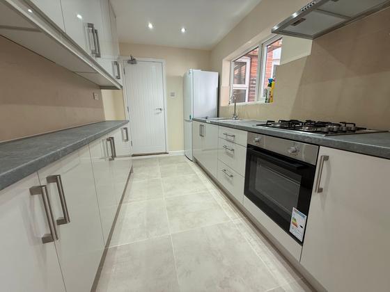 4 bedroom student house in City Centre, Reading