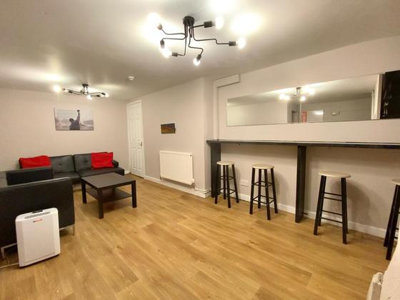 9 bedroom student house in Wavertree, Liverpool
