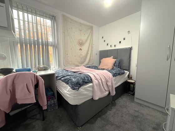 1 bedroom student apartment in City Centre, Reading