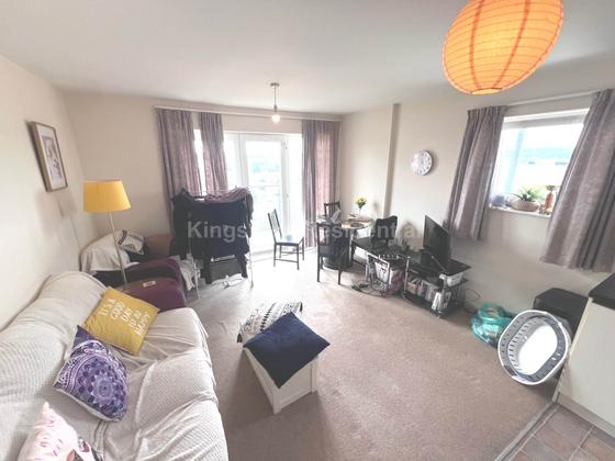2 bedroom student apartment in Cardiff Bay, Cardiff