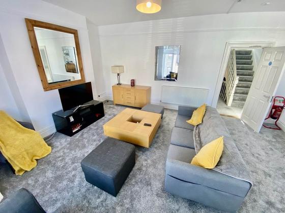 2 bedroom student apartment in Uplands, Swansea