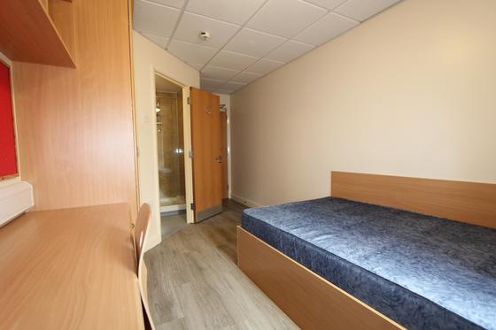 7 bedroom student apartment in Town Centre, Leamington Spa
