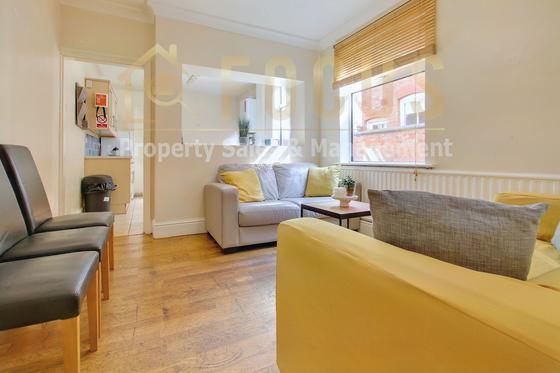 5 bedroom student house in Clarendon Park, Leicester