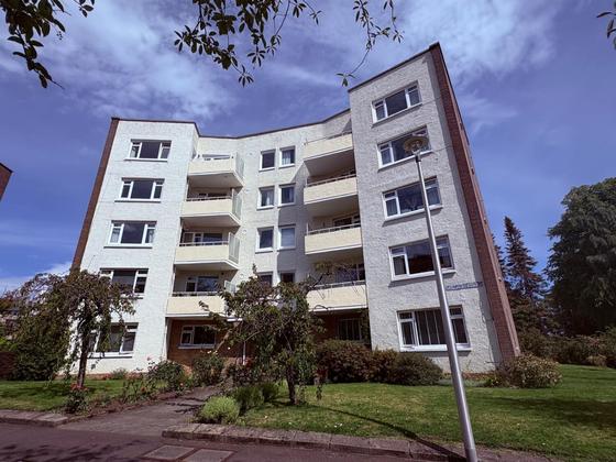 3 bedroom student apartment in Morningside, Edinburgh