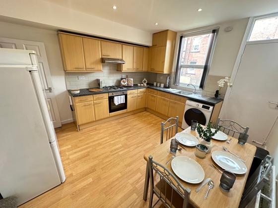 5 bedroom student house in Headingley, Leeds