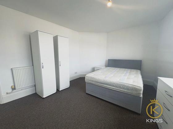 5 bedroom student apartment in Southsea, Portsmouth