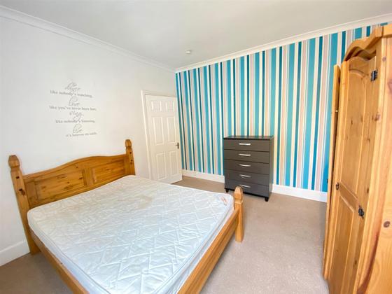 4 bedroom student house in City Centre, Derby