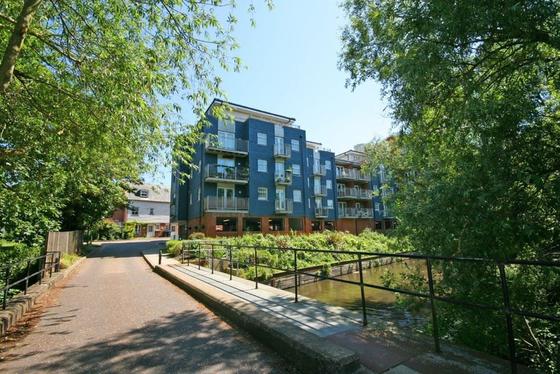 1 bedroom student apartment in King's Mile, Canterbury