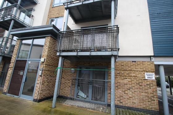 1 bedroom student apartment in Old Heath, Colchester